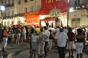 Bodega animée pendant la Féria de Béziers